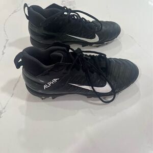Size 9.5  Nike Alpha Menace Shark 2 Black & White Fast Flex Cleats AQ7653-001